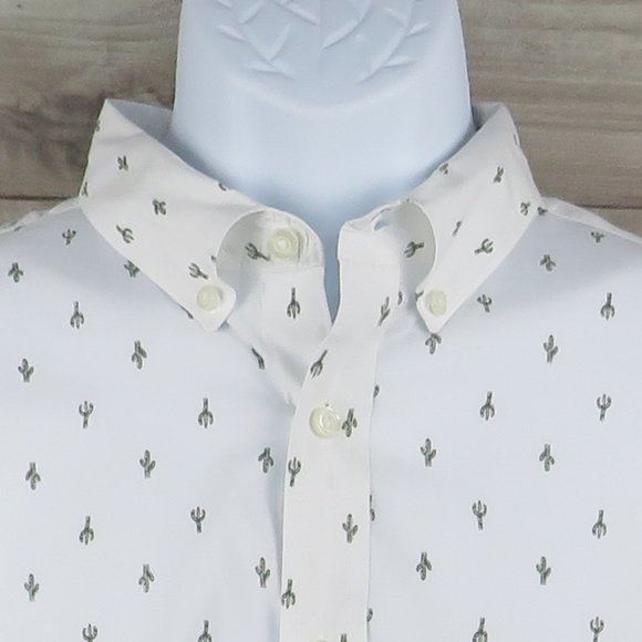 Old Navy* Men's Long Sleeve Button Down Curved Hem Chest Pocket Shirt~ Large - Picture 5 of 10